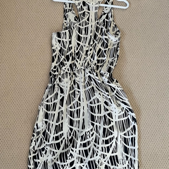 Collective Concepts dress (size large) - Picture 2 of 2